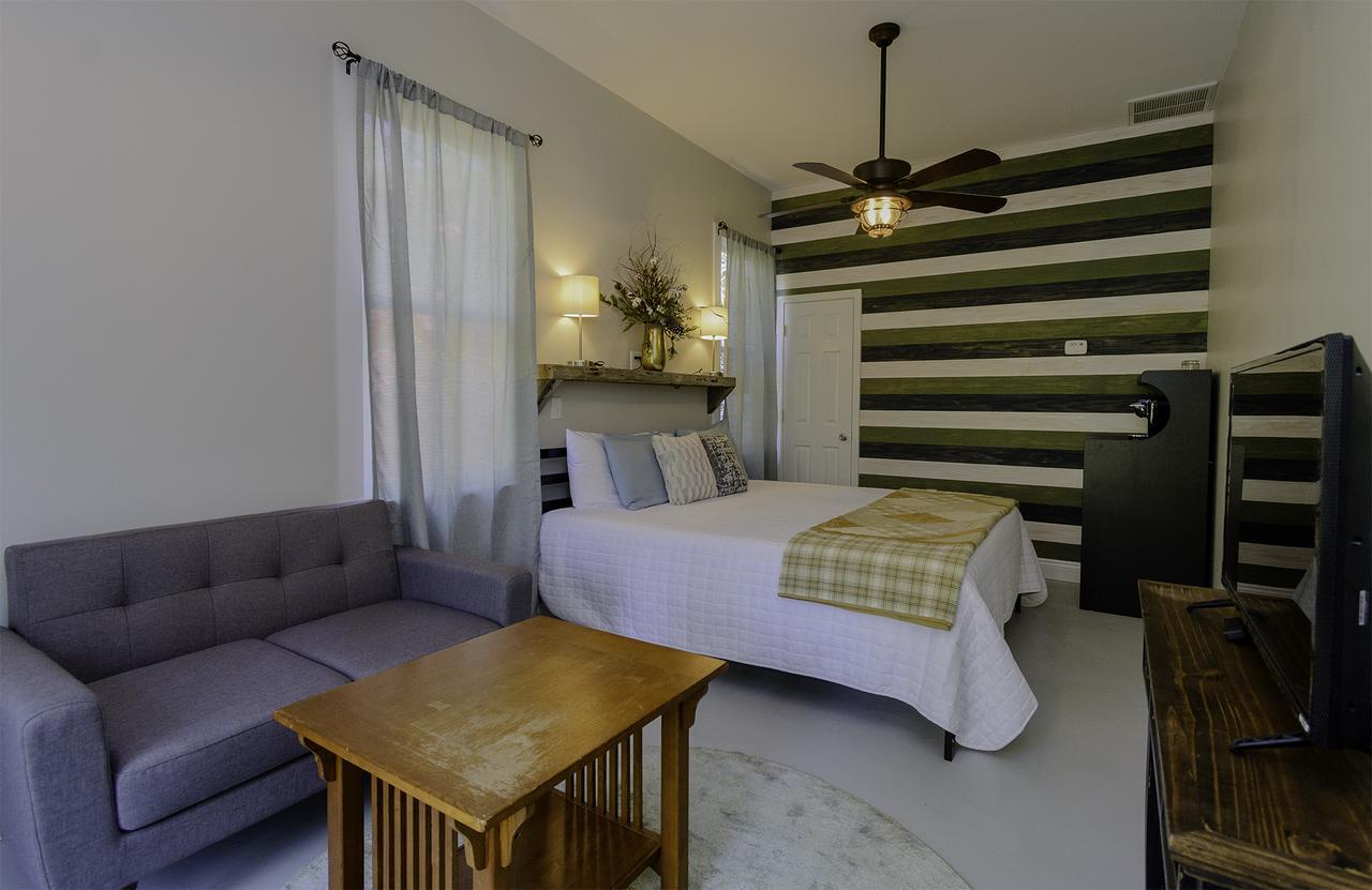Clermont Bluffs Bed & Breakfast ナチェズ エクステリア 写真